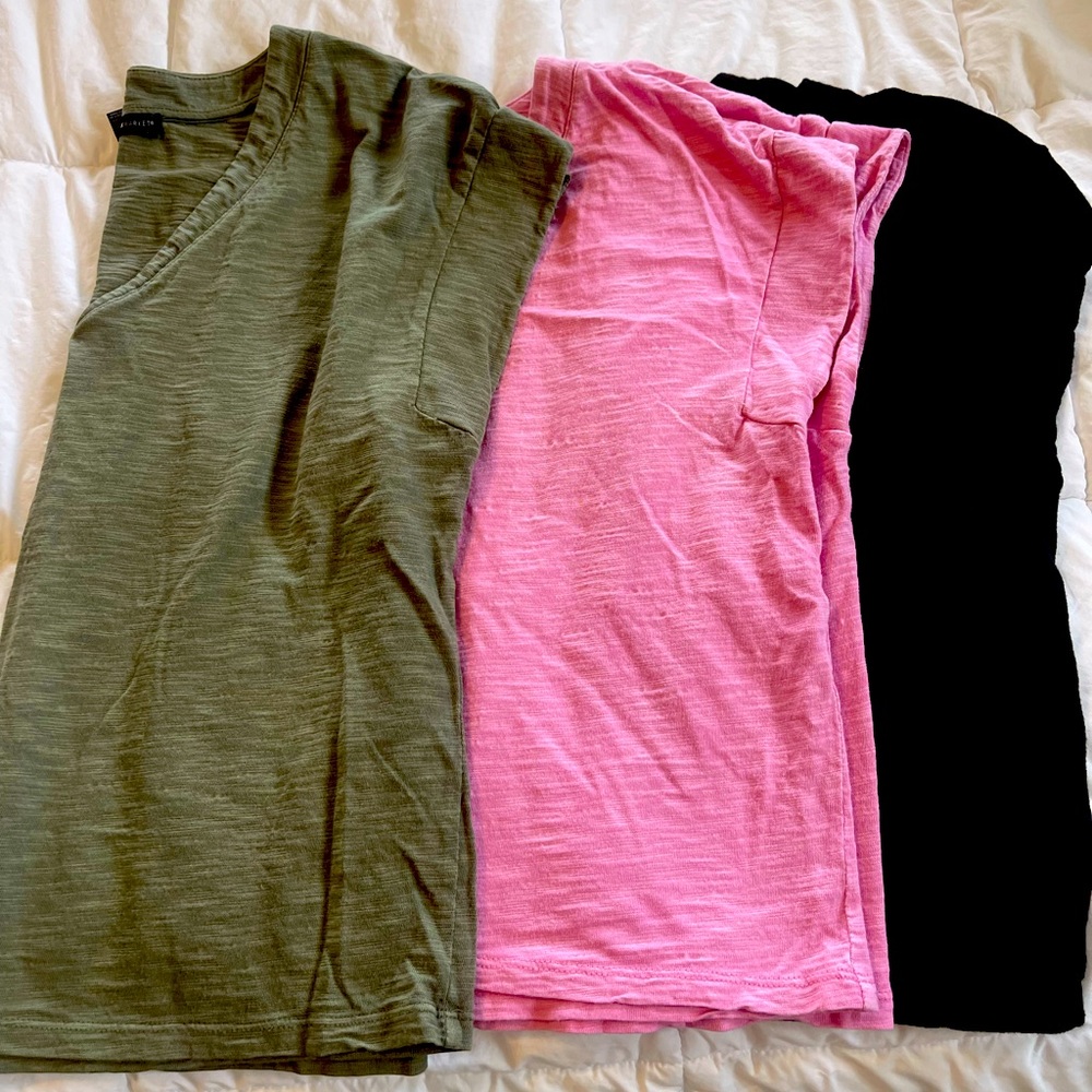 White House Black Market cropped tees (3 total)